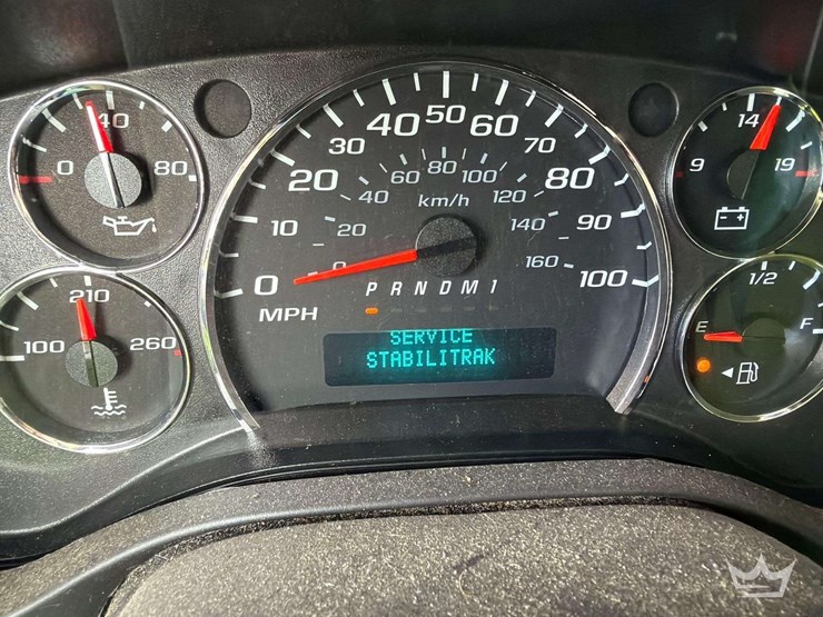 2017-chevrolet-express-2500-image-47