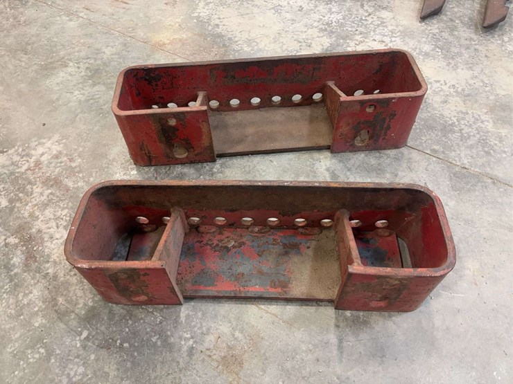 (2)-international-harvester-suitcase-weight-brackets-image-3