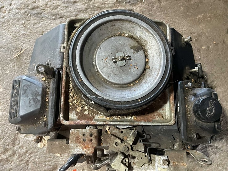 #1693-•-small-engine-image-3