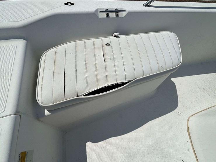 2005-kenner-v2102-cc-bay-boat-w/-mercury-125-hp-&-trailer-image-35