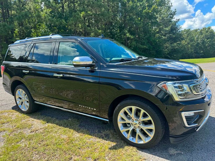 2019-ford-expedition-platinum-image-5
