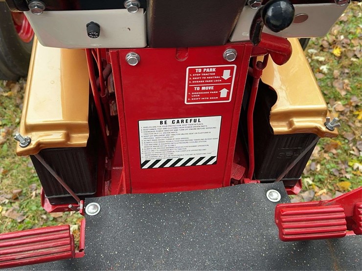 1970-1026-farmall-hydro-row-crop-golden-demonstrator-image-84