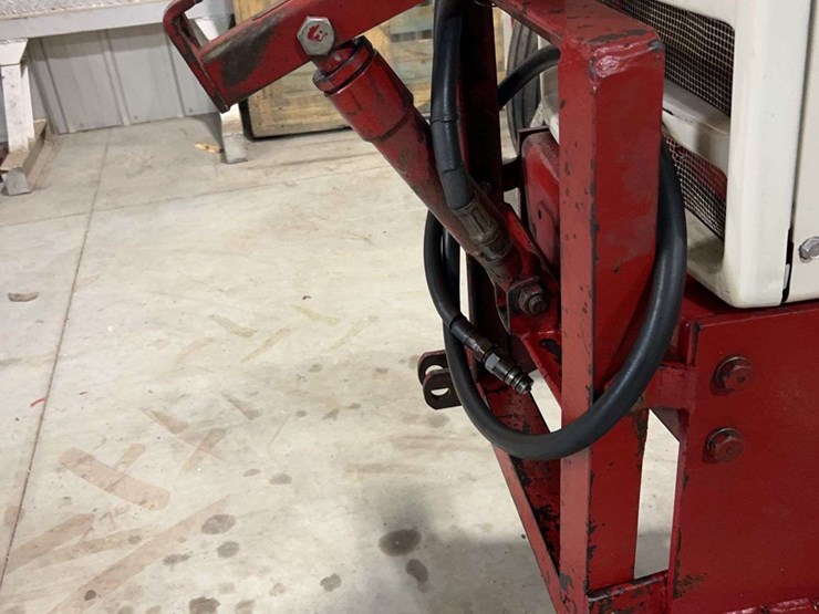 western-6’-6”-snow-blade-image-18