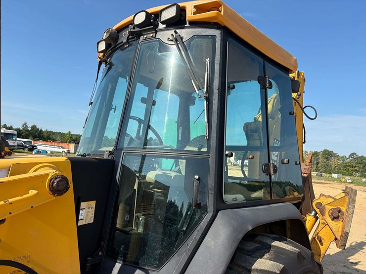 deere-310e-image-31