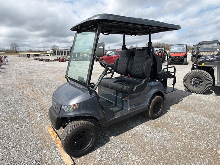 #188-•-epic-e40-4-passenger-electric-golf-cart-image-1