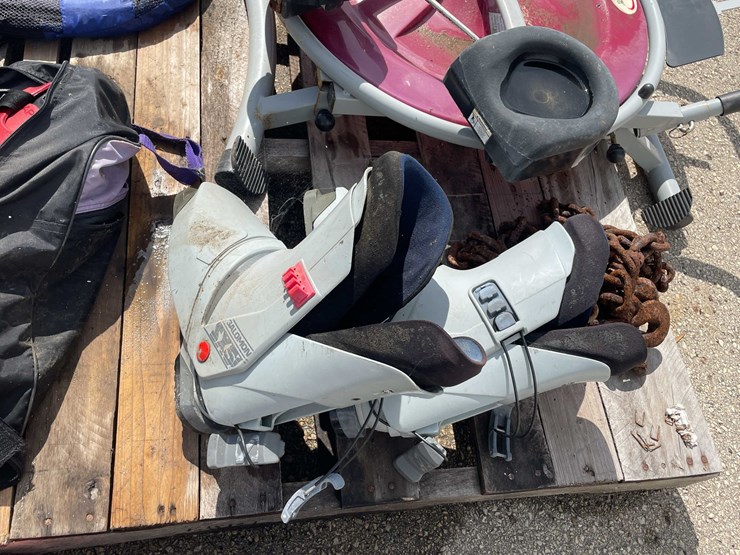 #10549-•-pallet-of-misc.-sporting-goods-image-16