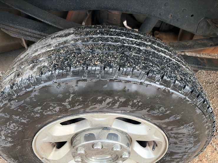 2013-ford-f350-image-31