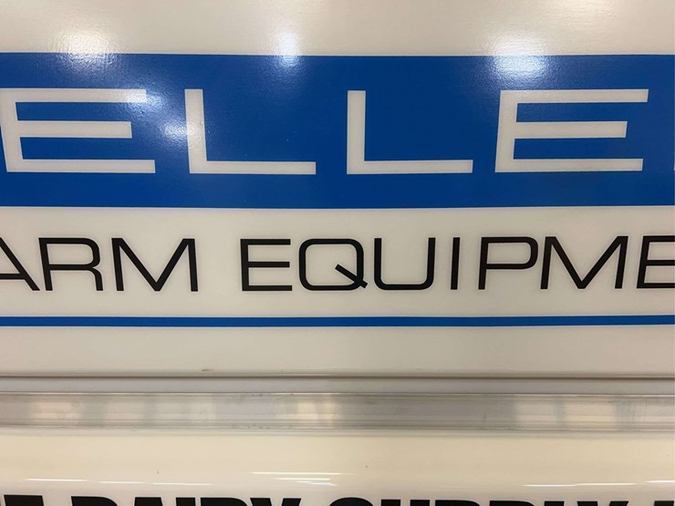 mueller-dairy-farm-equipment-double-sided-light-up-bubble-sign-image-12