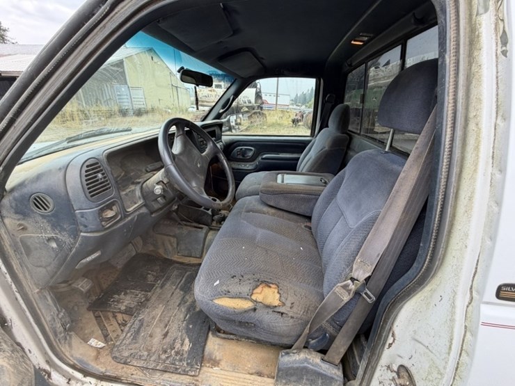 1997-chevrolet-3500-image-25
