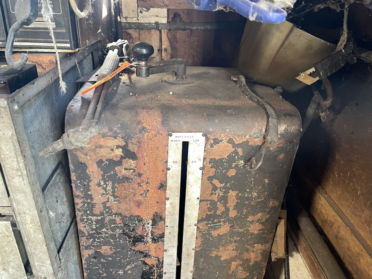#1676-•-miller-ac-arc-welder-image-2