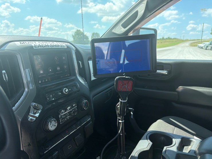 2020-chevrolet-silverado-2500-image-14