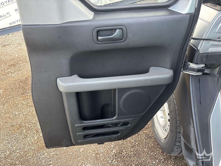 2007-honda-element-image-16
