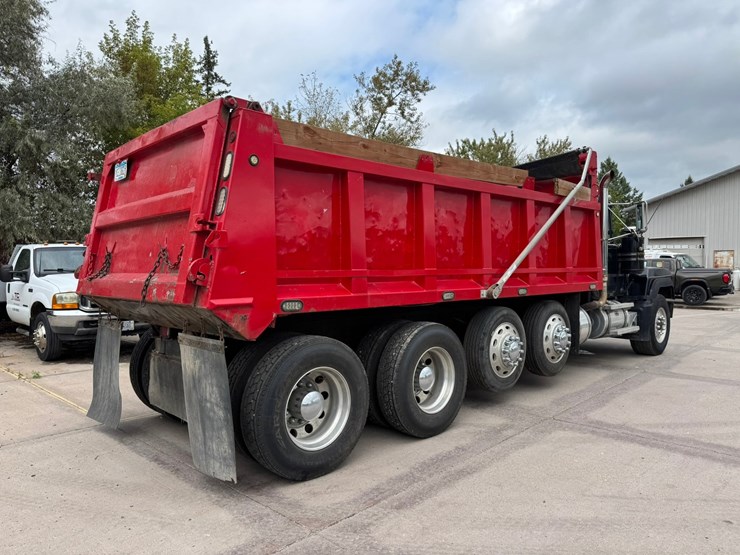 1995-mack-rd688s-image-5