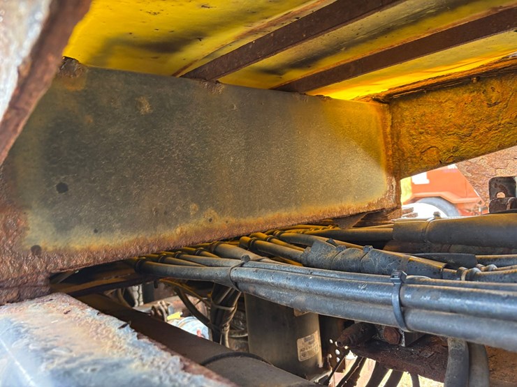 2018-western-star-4700sf-image-103