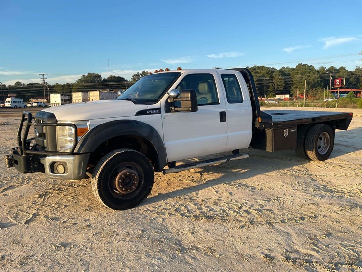 2013-ford-f550-image-1