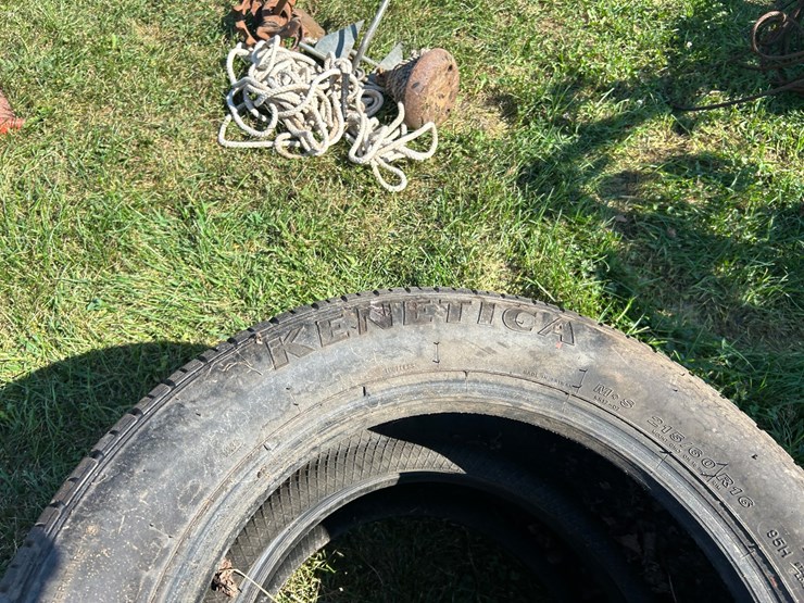 #6286-•-(2)-kenetica-tires-image-4