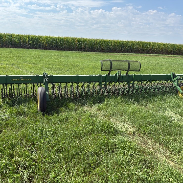 JOHN DEERE 400