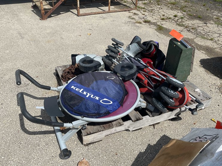 #10549-•-pallet-of-misc.-sporting-goods-image-4