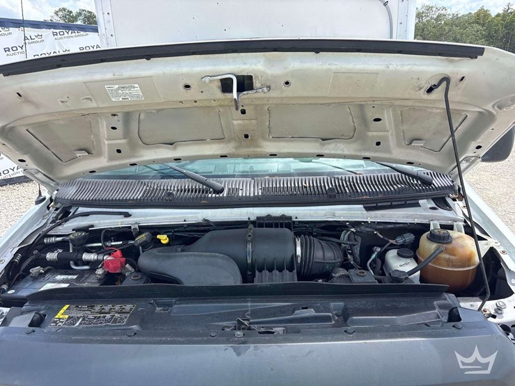 2014-ford-e450-image-6