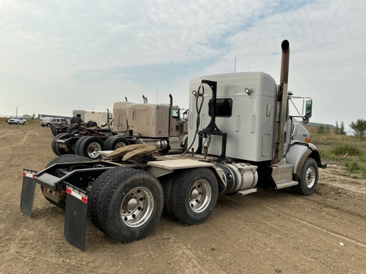 2012-kenworth-t800-image-6