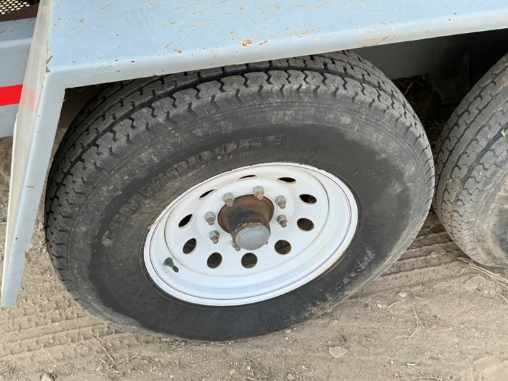 2015-john-deere-4045t-image-11