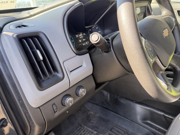 2019-chevrolet-colorado-image-26