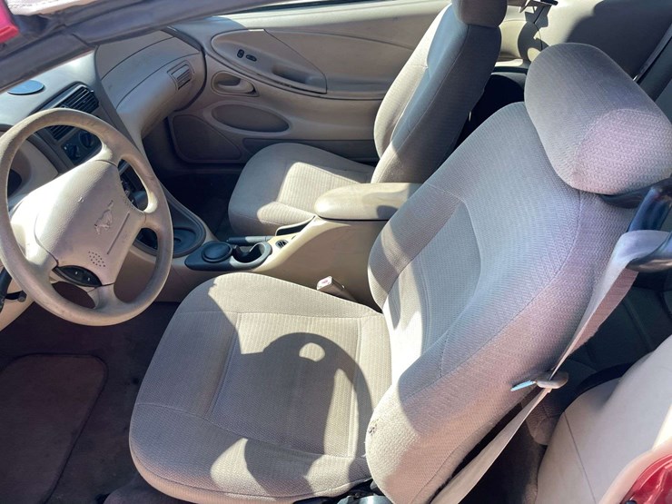 2000-ford-2000-image-10
