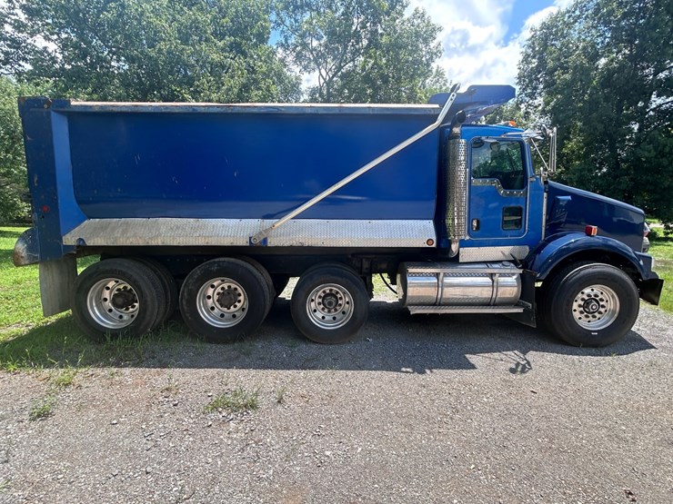 2005-kenworth-t800-image-13