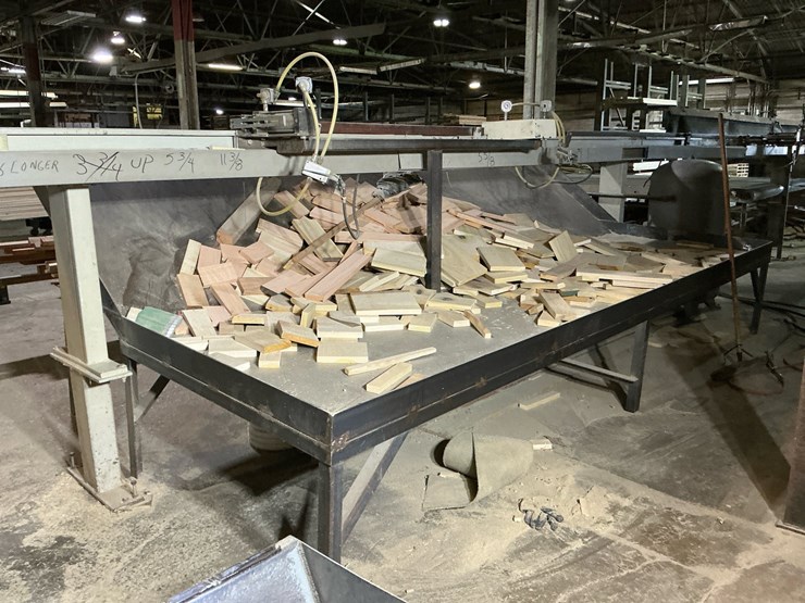 #176-•-material-handling-table-image-2