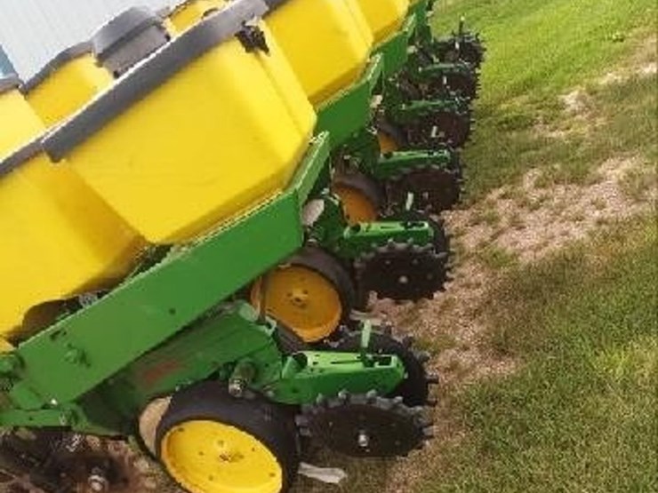 john-deere-7000-image-3