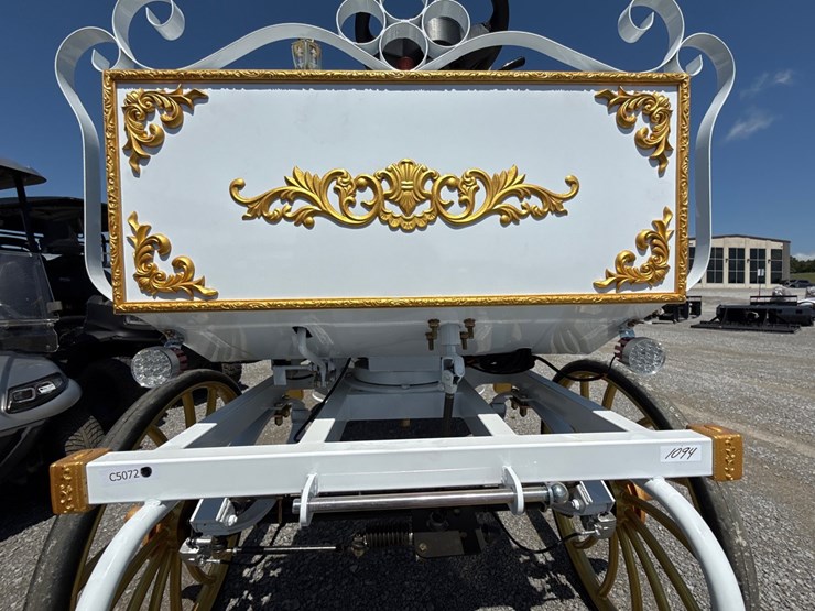 #196-•-horseless-electric-carriage-image-10