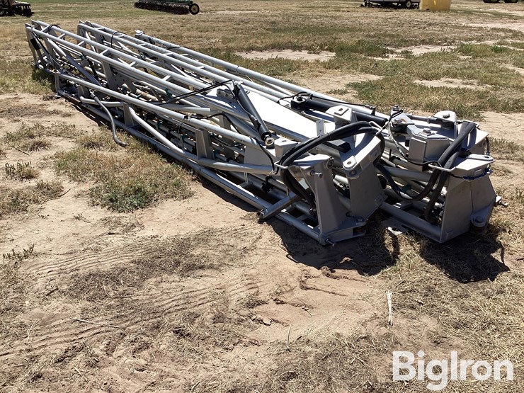john-deere-120-image-5