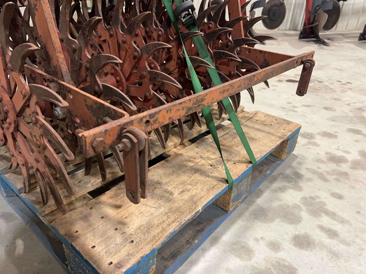 (2)-3’-rotary-hoe-sections-image-12