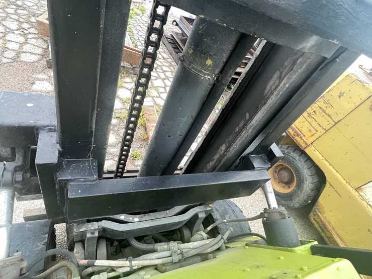 #10491-•-clark-lp-fork-lift-image-17