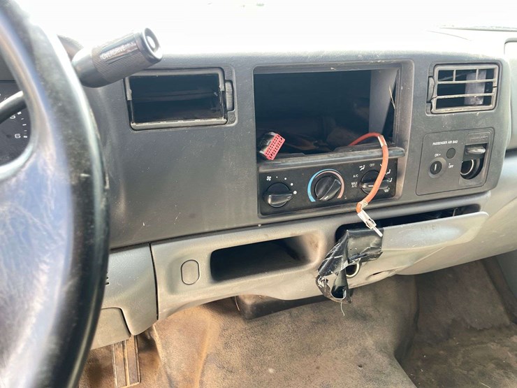 2002-ford-f250-image-13