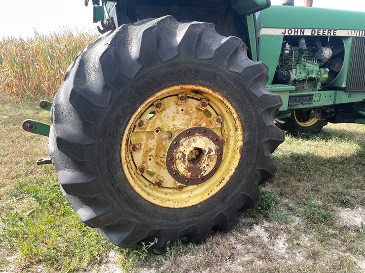 john-deere-4640-image-18