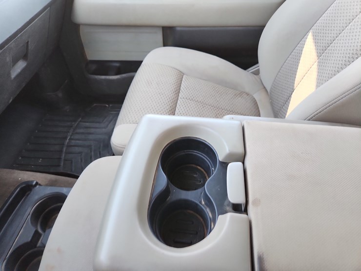 2010-ford-f150-xlt-image-31