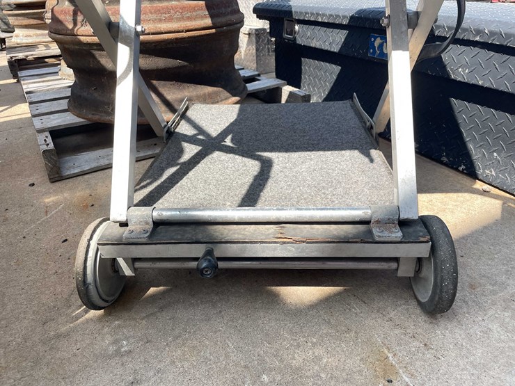 #9144-•-utility-cart-(03)-image-6