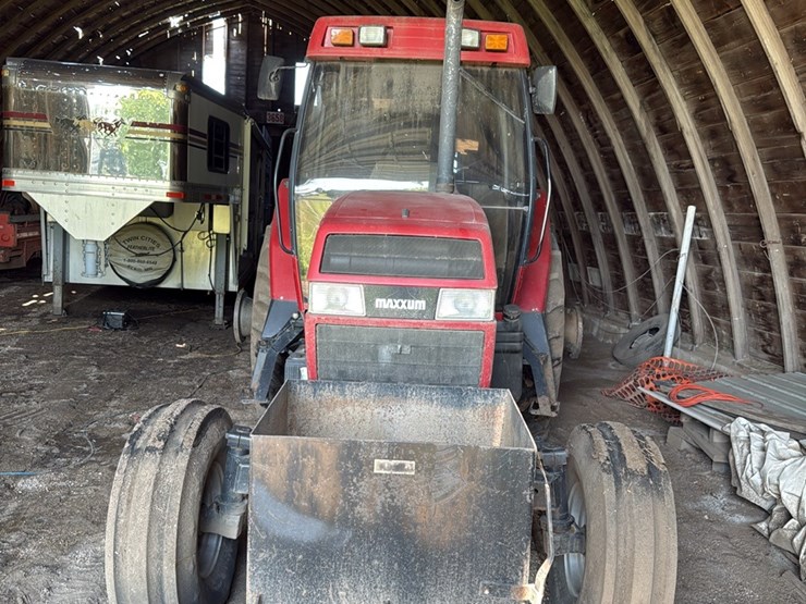 case-ih-5140-image-2