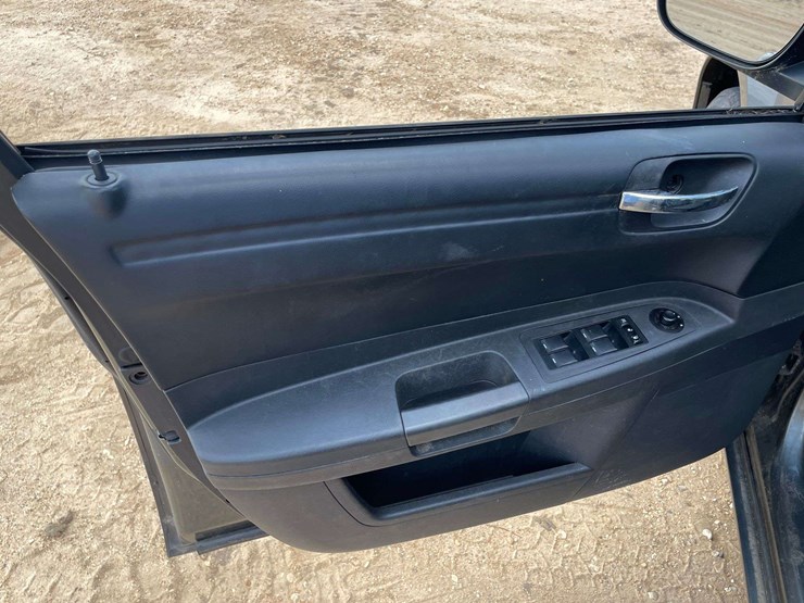 2008-chrysler-300-4-door-sedan-(190,608-miles)-not-running-image-9
