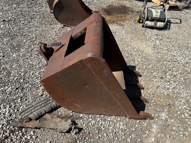 24”-excavator-bucket-image-4