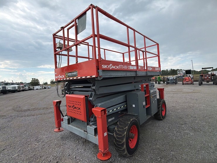skyjack-sj8841rt-image-1