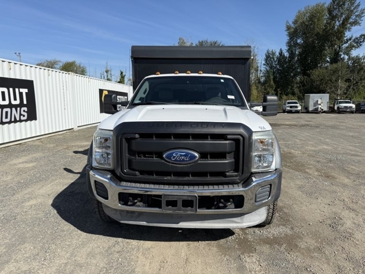 2011-ford-f450-image-8