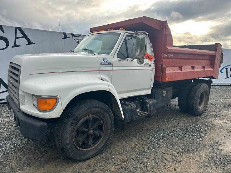 #61462-•-1995-ford-f-series-single-axle-dump-truck-image-1