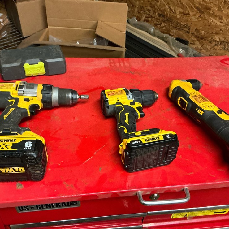 #100 • DeWalt 20V MAX Brushless Power Tool Lot with Batteries & Ryobi Bit Set