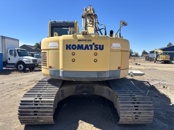 2013-komatsu-pc228us-lc-8-image-4