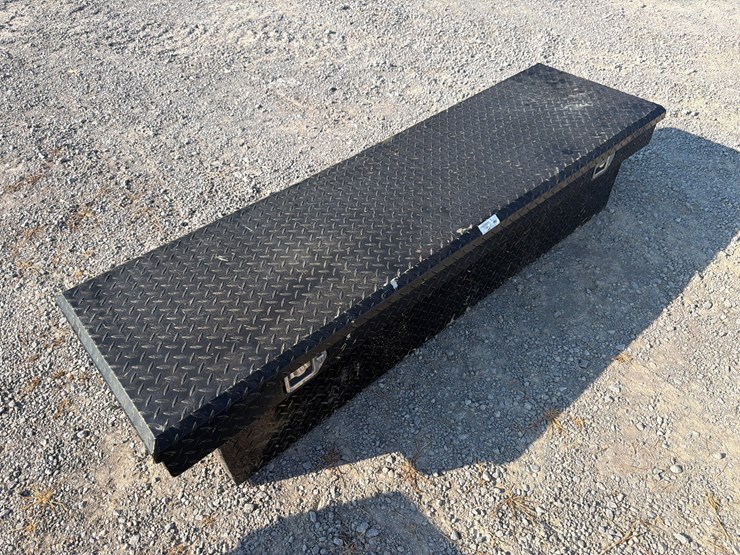 #581-•-truck-tool-box-image-2