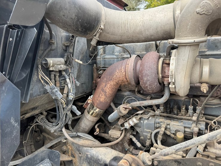 1995-mack-rd688s-image-59