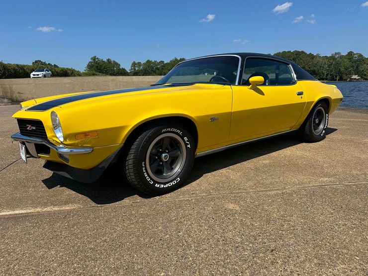 1971-chevrolet-camaro-z28-(46,207-miles)-image-115
