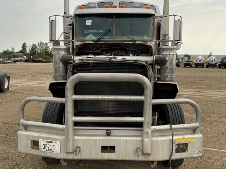 2012-kenworth-t800-image-2